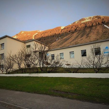 Comfy Guesthouse Westfjords Sudureyri Ngoại thất bức ảnh