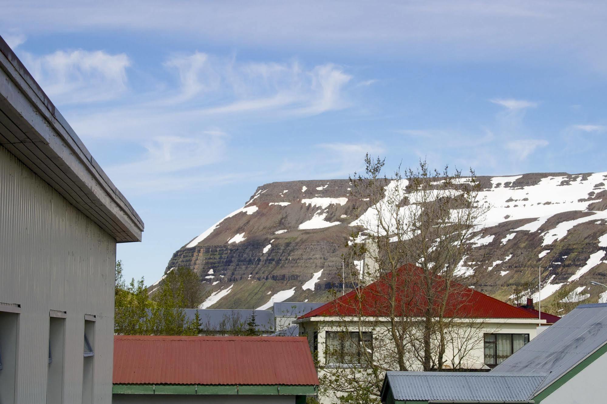 Comfy Guesthouse Westfjords Sudureyri Ngoại thất bức ảnh